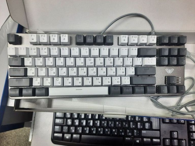 Оголошення Aula wind f3287 Б/У