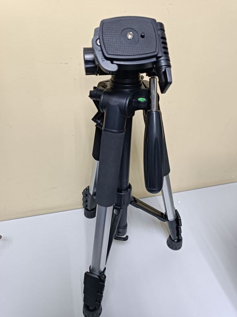 Дешево Zomei Q111 з ломбарду