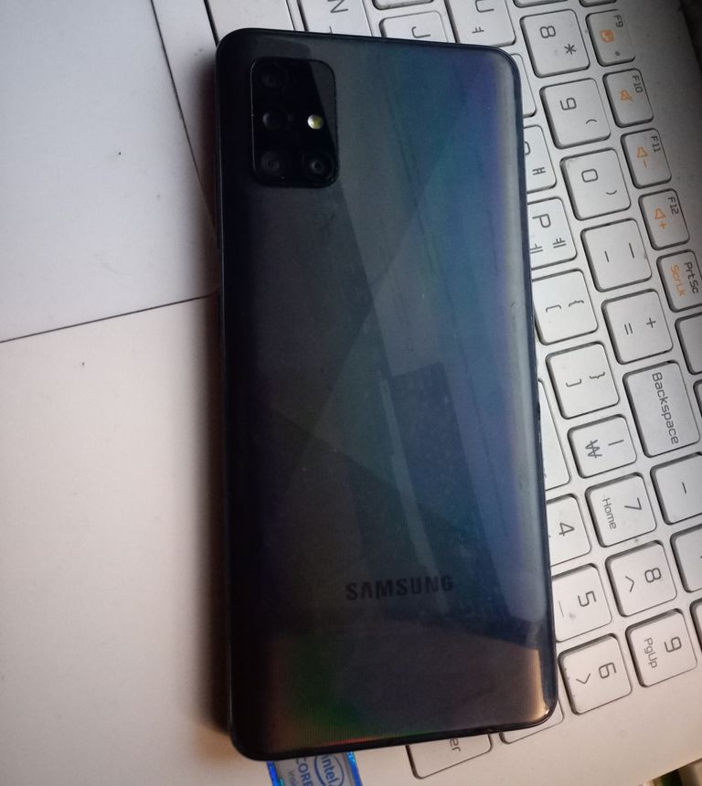Оголошення Samsung Galaxy A51 SM-A515F 2020 4/128GB Pink Б/У