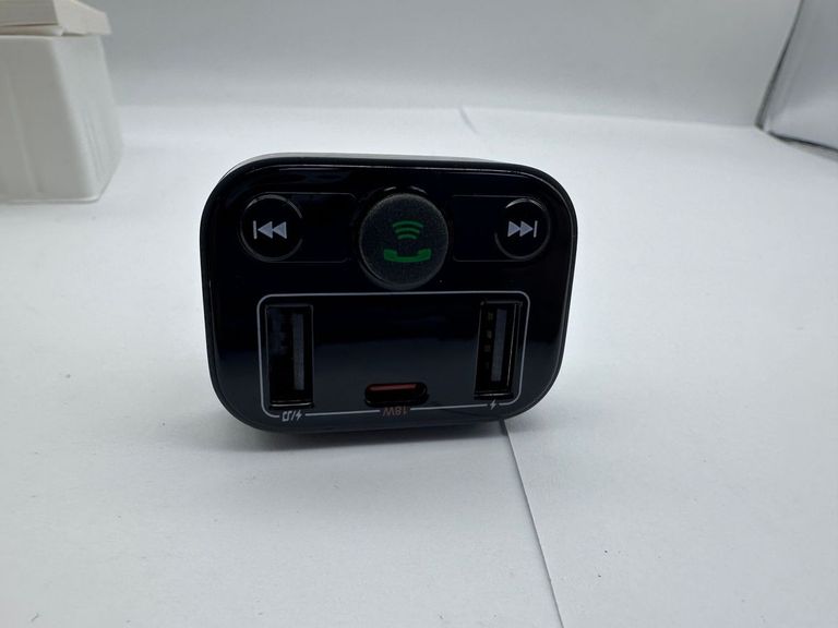 Дешево Baseus T-typed S-09 Lite Bluetooth MP3 Car Charger Black (C10762300113-00) з ломбарду