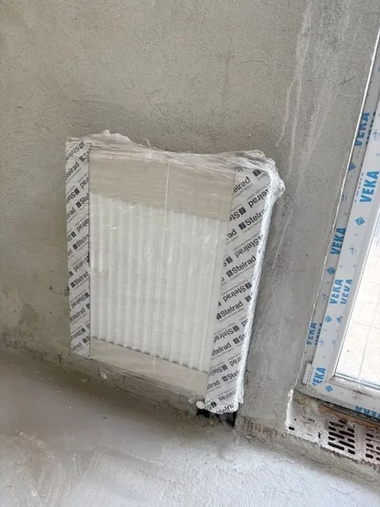 Дешево Stelrad,QRL,Henrad з ломбарду