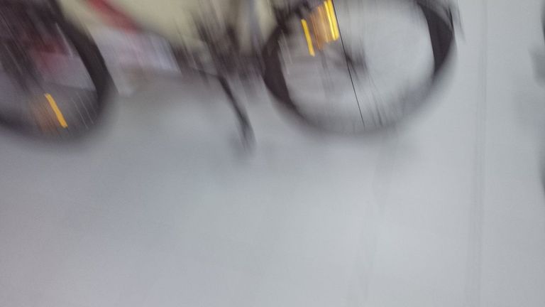 Дешево Spase spase з ломбарду