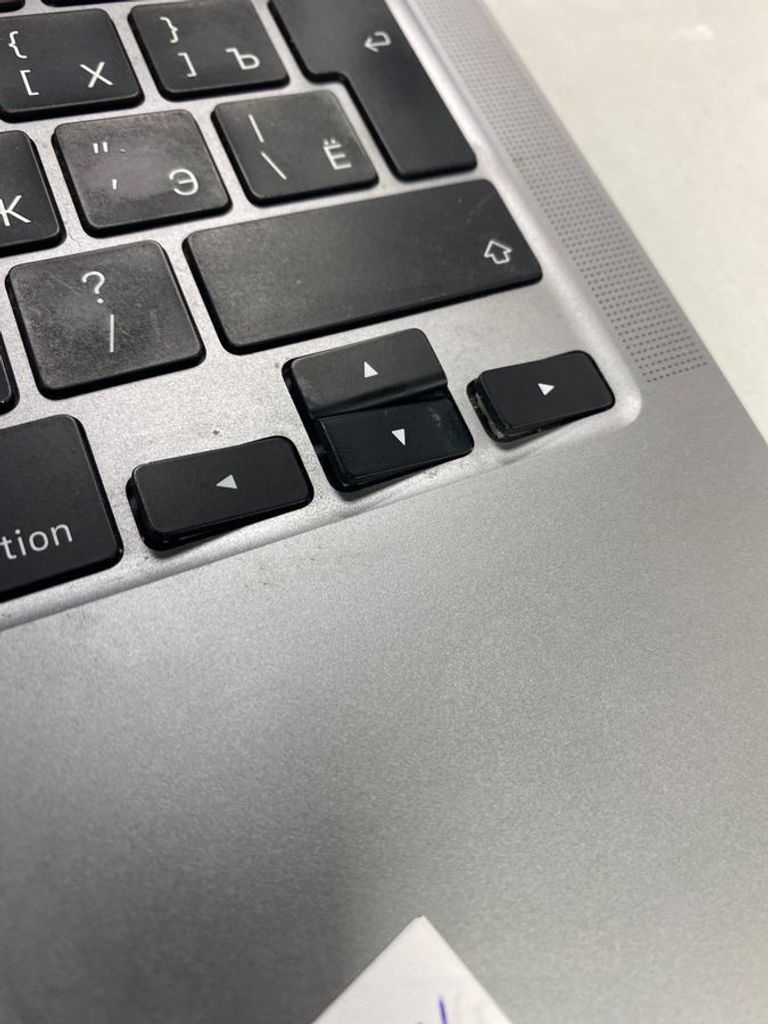 Дешево Apple MacBook Air 13'' Late 2020 з ломбарду