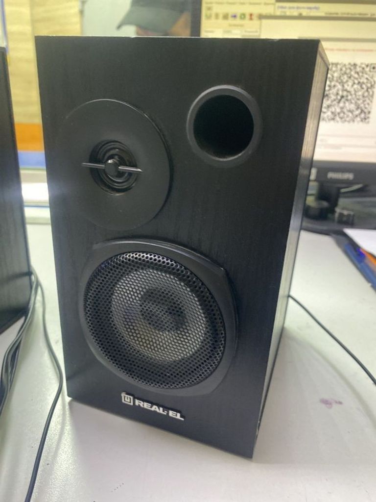 Дешиво Real-el S-235 Black с ломбарда