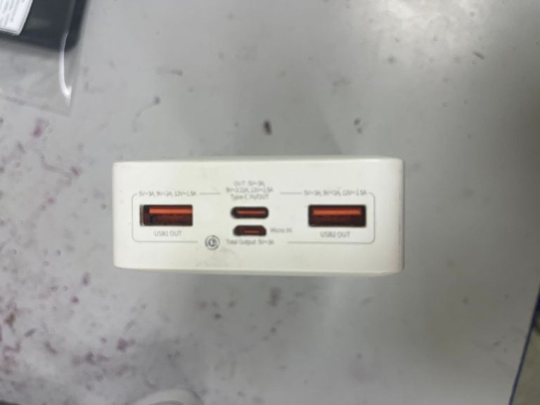 Дешево Baseus bipow 20000mah 20w ppbd20k з ломбарду