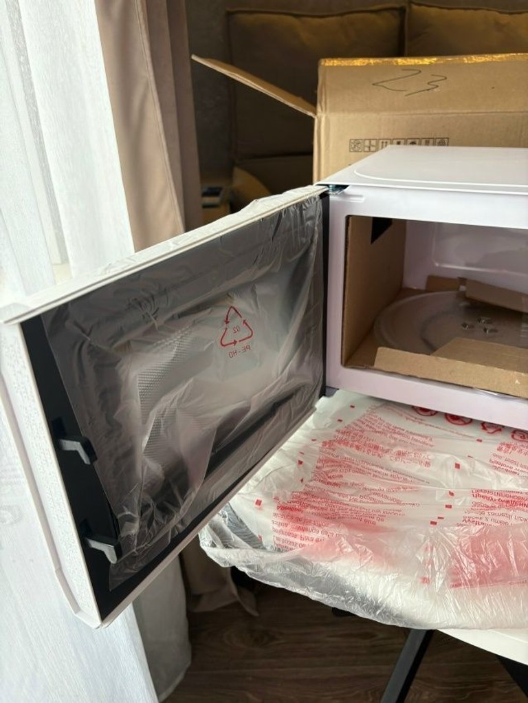 Оголошення Midea EM720CKE Б/У