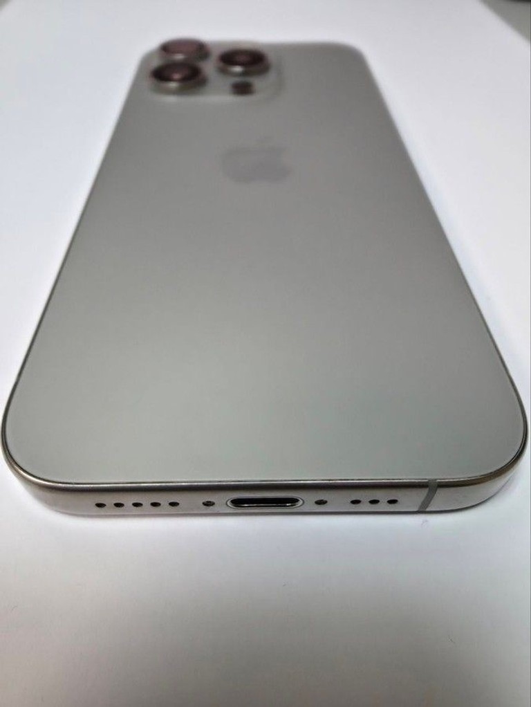 Apple iphone 15 pro 128gb Код:01-200924333. Изображение 8