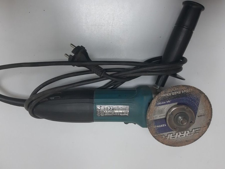 Купити Makita GA5030R Б/У