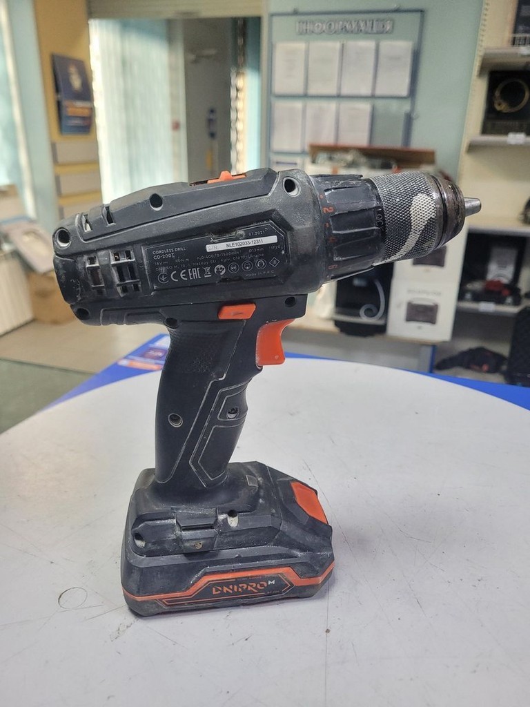 Оголошення Dnipro-M cd-200t 1акб 2ah зп Б/У