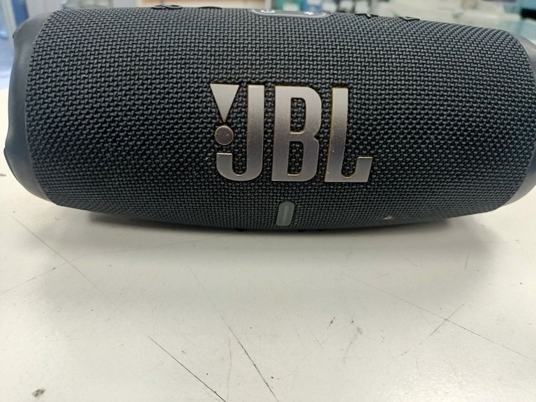Дешиво Jbl charge 5 с ломбарда