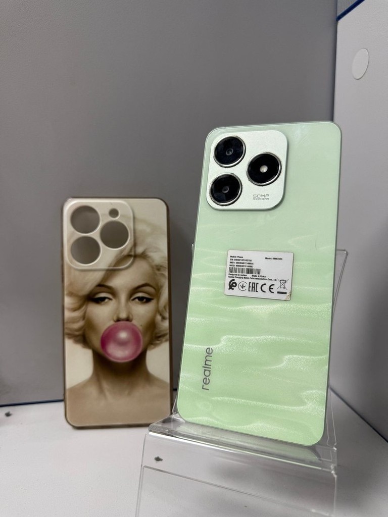 Дешево Realme c63 8/256gb з ломбарду