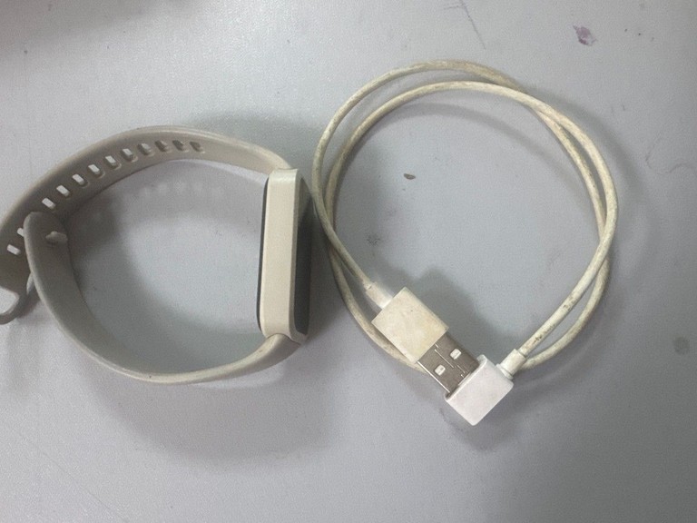 Купить Xiaomi smart band 9 active Б/У