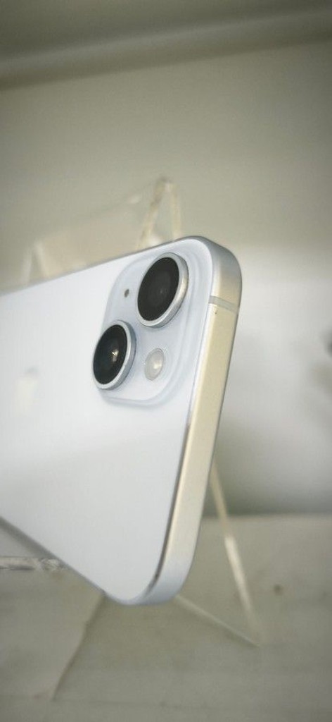 Apple iPhone 15 128GB Green Код:01-200938253. Зображення 5