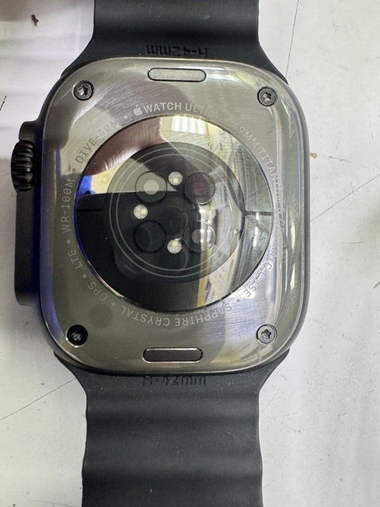 Дешево Apple watch ultra 2 gps + cellular 49mm titanium case з ломбарду