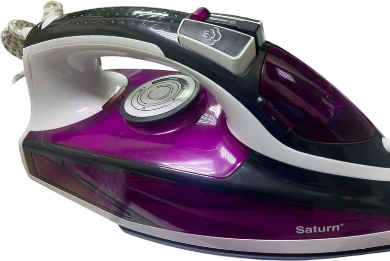 Дешиво Saturn ST-CC7144 с ломбарда