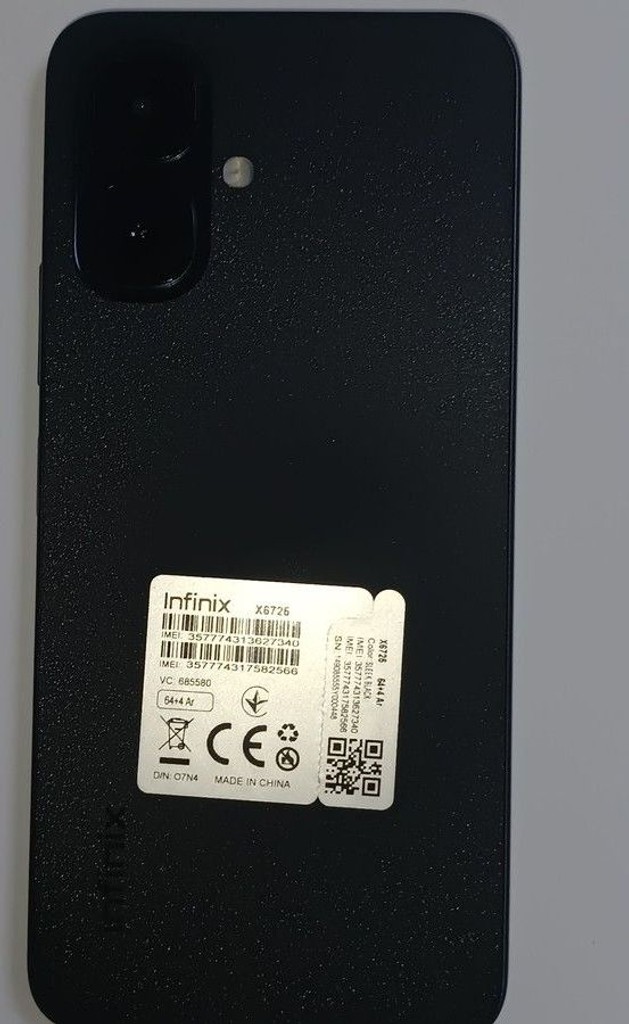 Розпродаж Infinix Smart 10 4/64GB Sleek Black, продавець Техноскарб