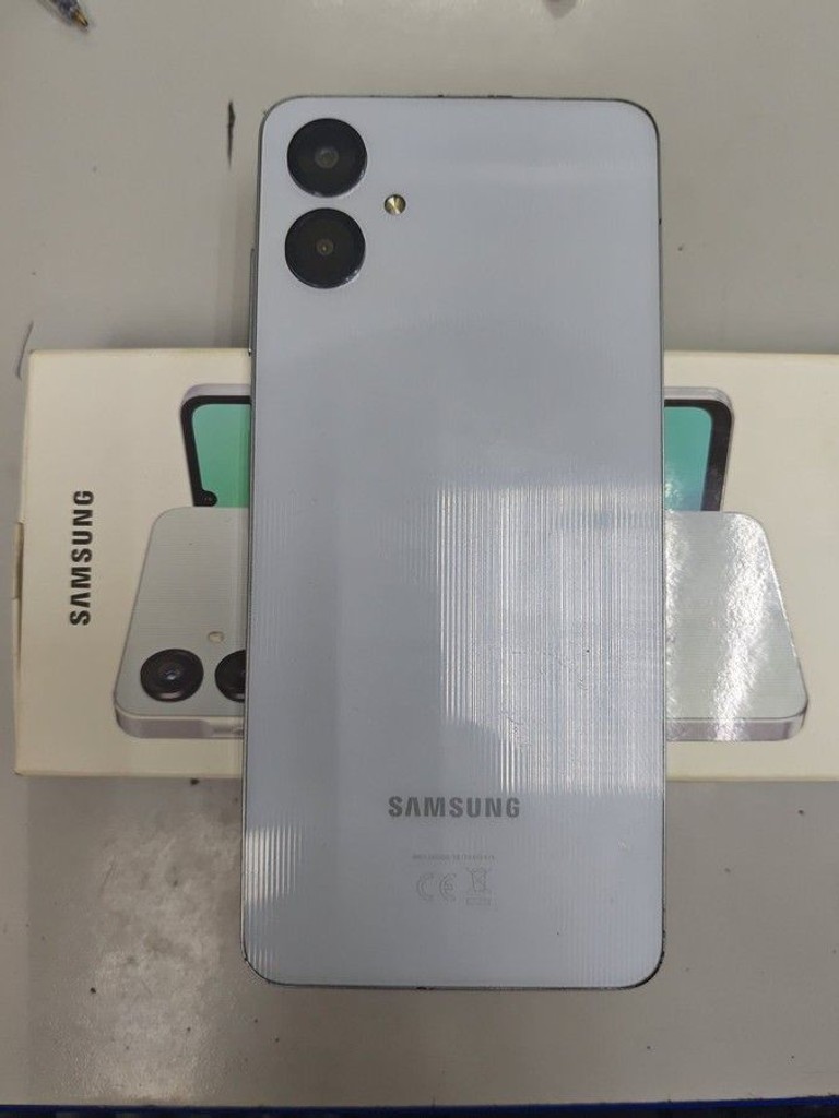 Дешево Samsung galaxy a06 4/128gb з ломбарду