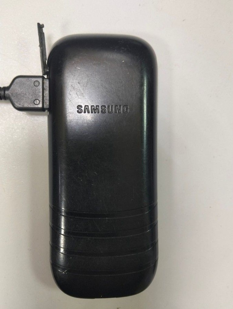 Дешево Samsung GT-E1200i з ломбарду