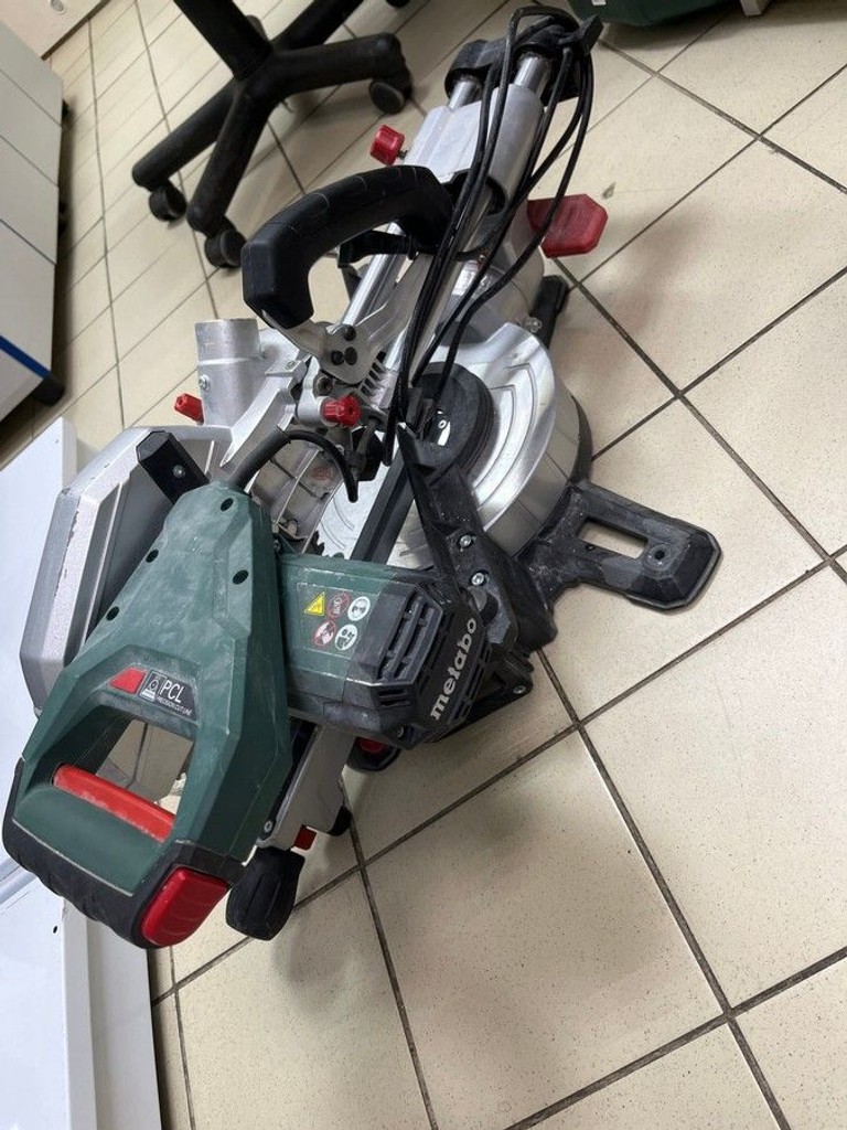 Дешиво Metabo kgsv 216 m с ломбарда