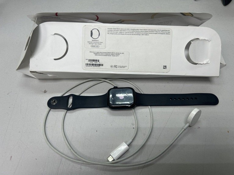 Купить Apple watch series 8 gps 45mm aluminum case Б/У