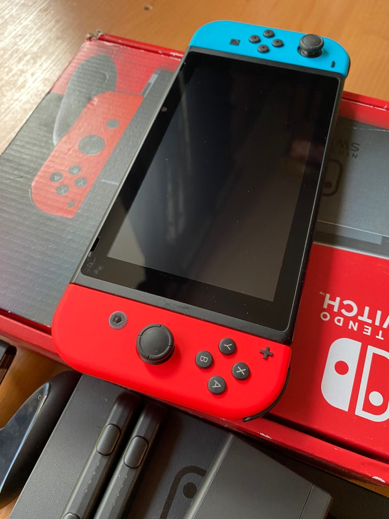Дешево Nintendo switch v2 hac-001 з ломбарду