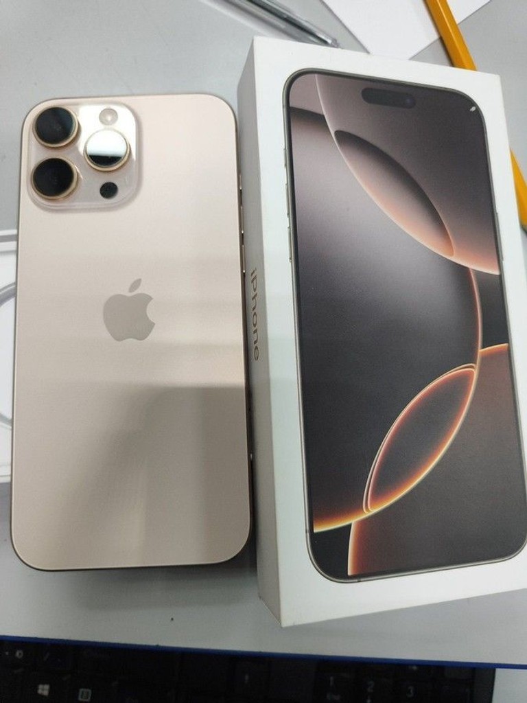 Купити Apple iphone 16 pro max 256gb Б/У