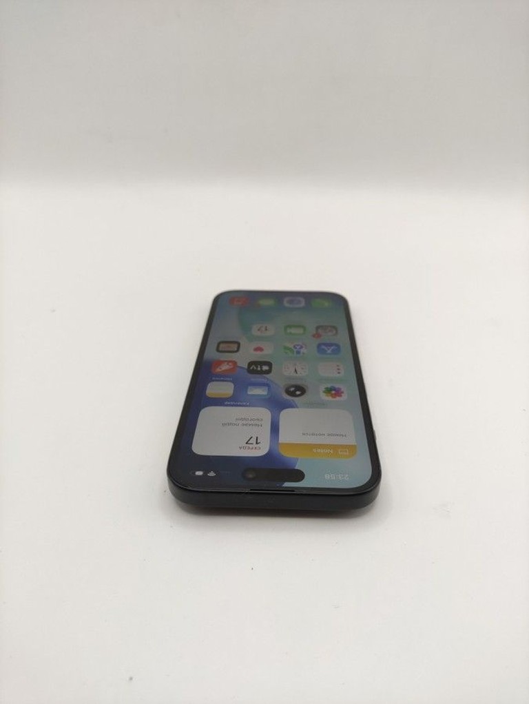 Apple iPhone 15 128GB Green Код:01-200994831. Зображення 9