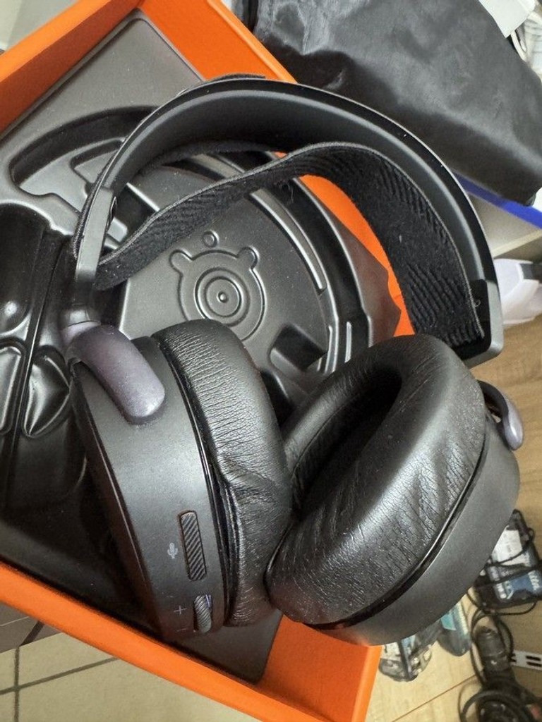 Оголошення Steelseries arctis prime Б/У