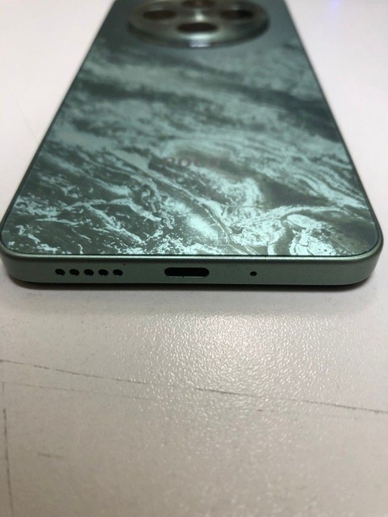 Дешиво Xiaomi Poco C75 6/128GB Black с ломбарда