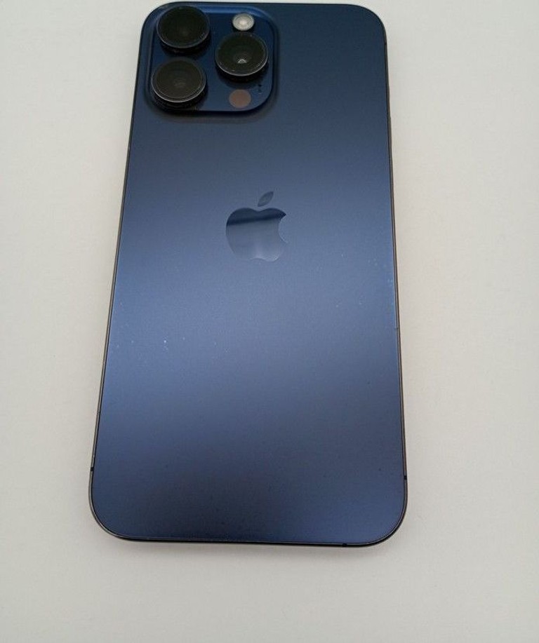 Дешево Apple iphone 15 pro max 256gb з ломбарду