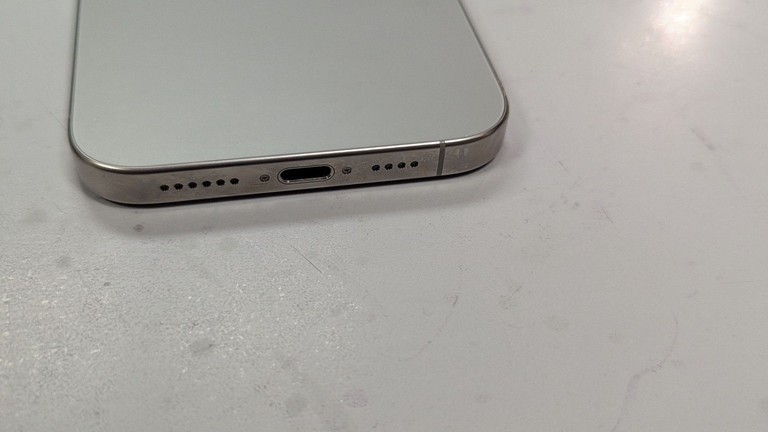 Apple iphone 16 pro max 256gb Код:01-201012263. Зображення 11