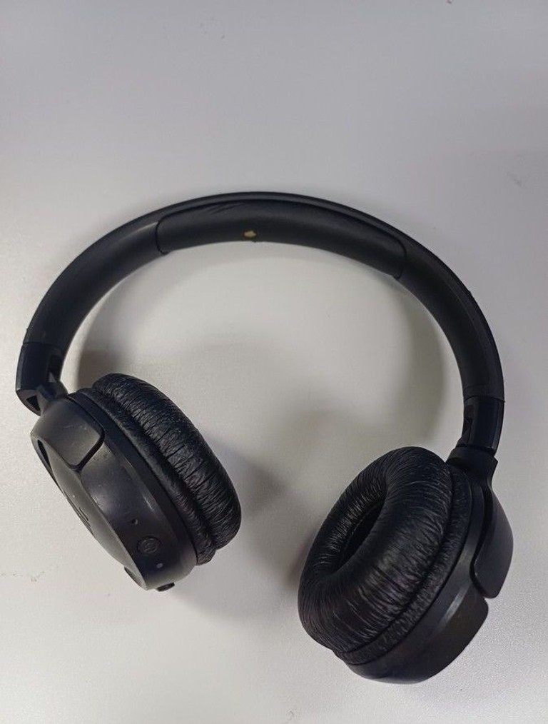 Купить Jbl tune 520bt Б/У