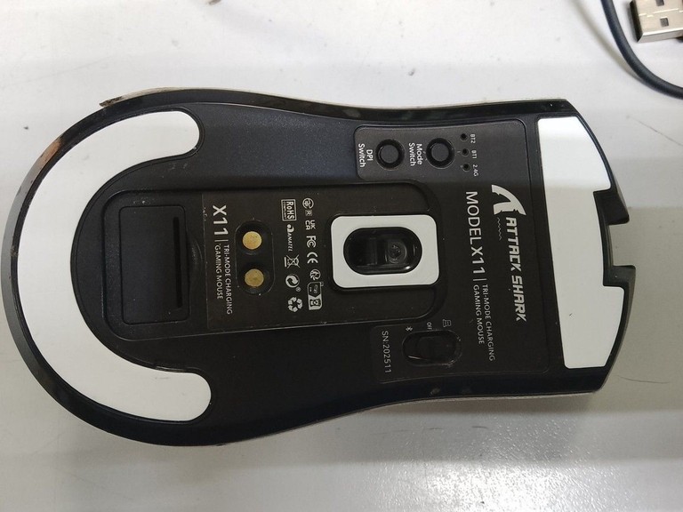 Оголошення Attack shark X11 Wireless Gaming Mouse with Charging Dock White Б/У