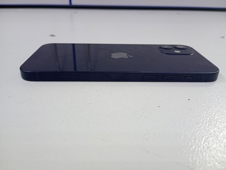 Apple iPhone 12 128GB (PRODUCT)RED Код:01-201095735. Изображение 9