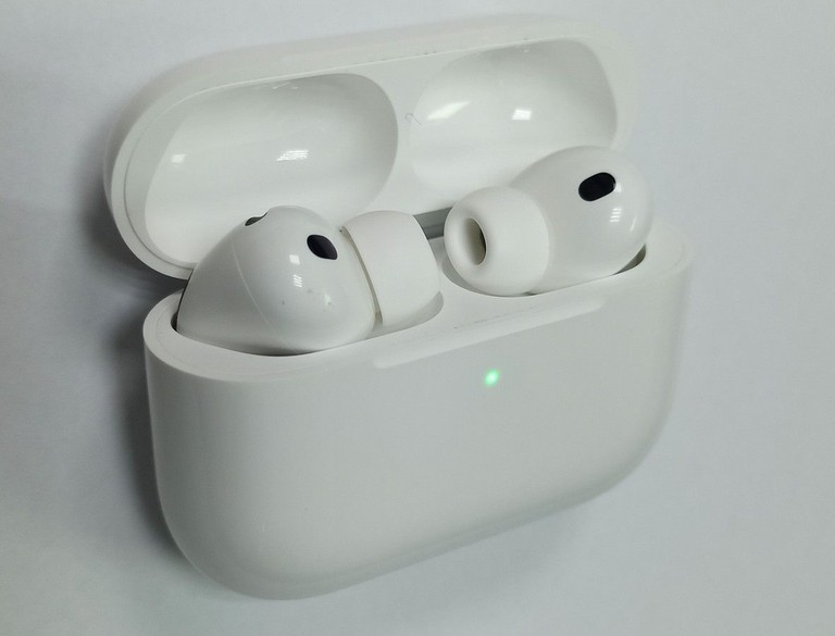 Дешиво AirPods Pro 3 с ломбарда