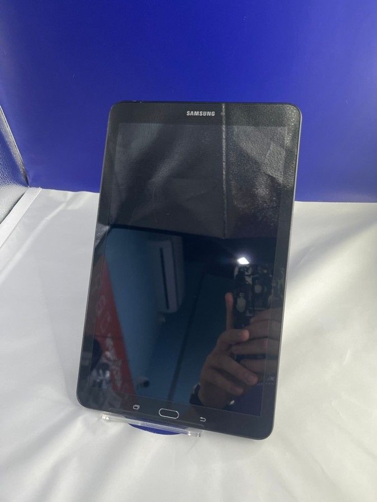 Купити Samsung galaxy tab e 9.6 8gb 3g Б/У