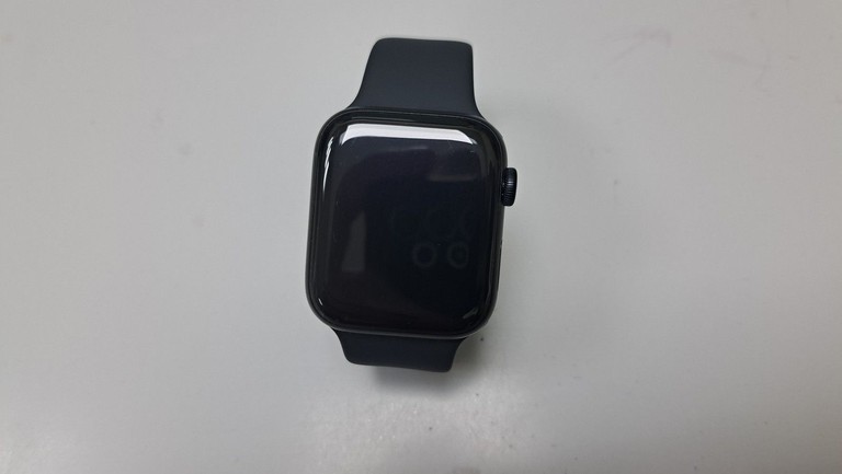 Купити Apple watch se 3 gps 44mm alu. case Б/У