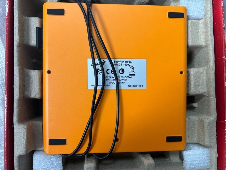 Розпродаж Genius i405x, продавець Техноскарб