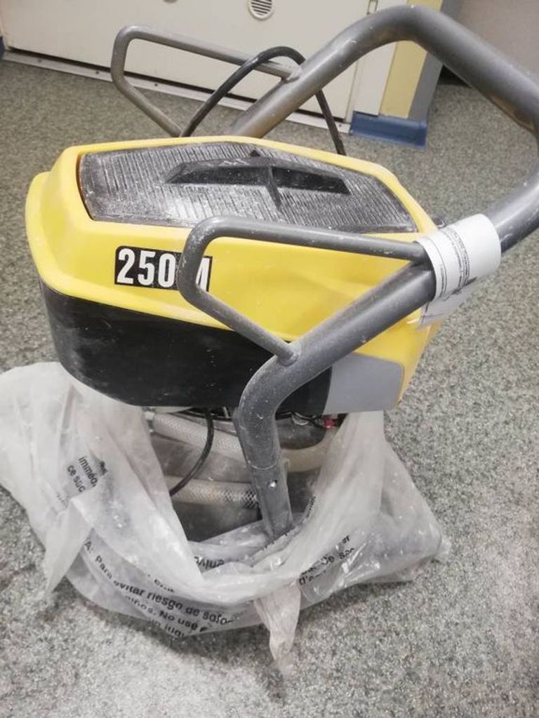 Дешево Wagner control pro 250m покрасочная станция з ломбарду