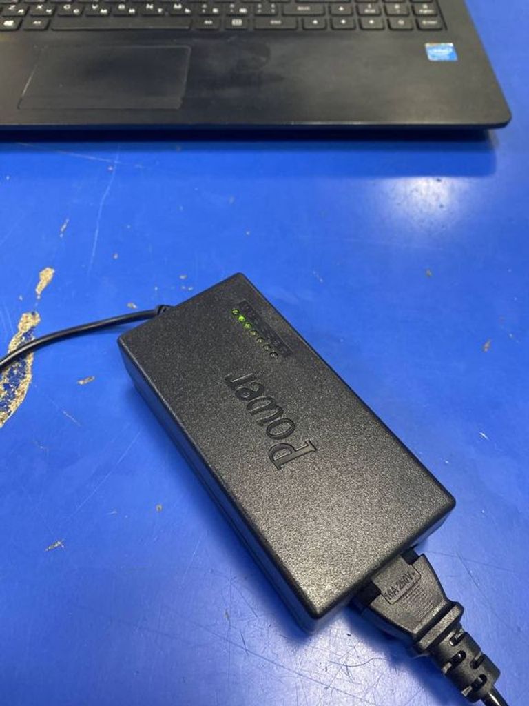 Объявление Lenovo єкр. 15,6/ celeron n2840 2,16ghz/ ram4096mb/ hdd250gb Б/У