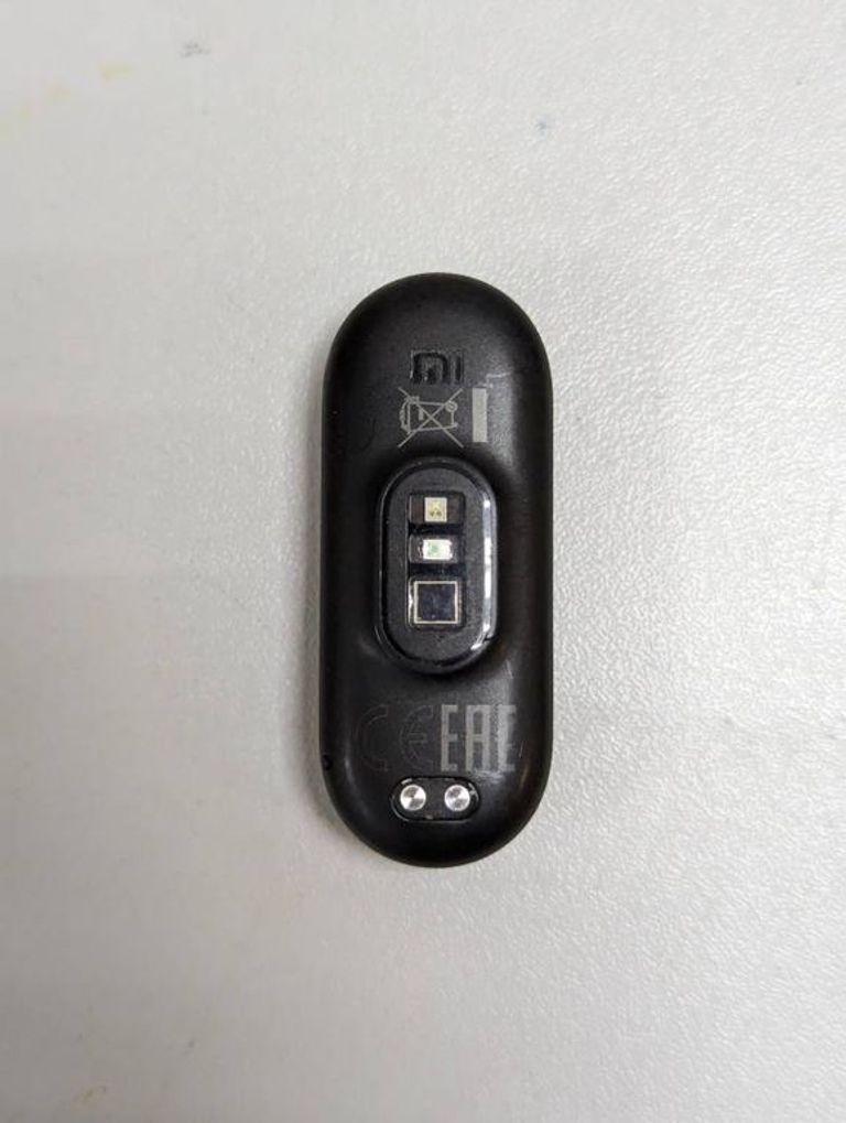 Дешево Xiaomi mi smart band 6 nfc з ломбарду