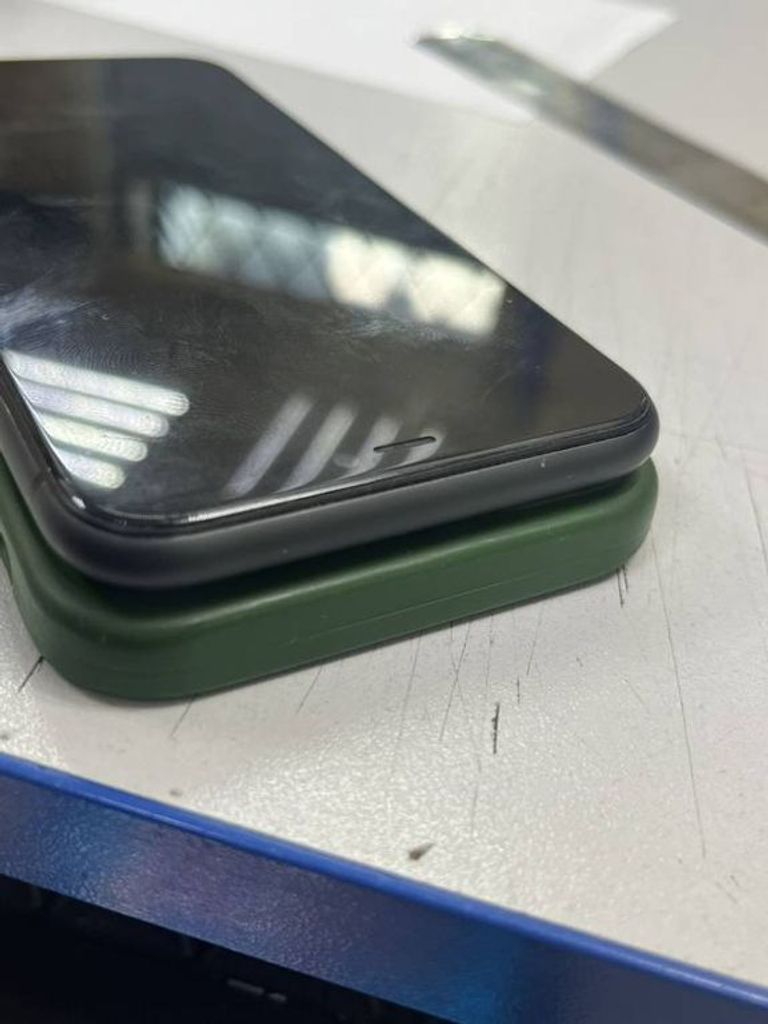 Apple iphone 11 64gb Код:01-200149467. Зображення 7