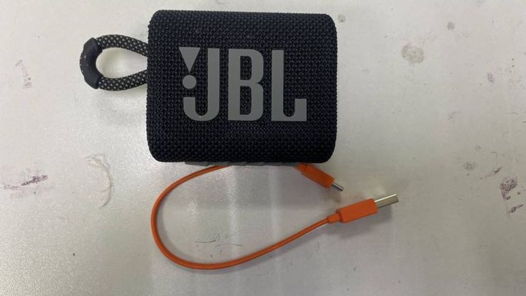 Купить Jbl go 3 Б/У