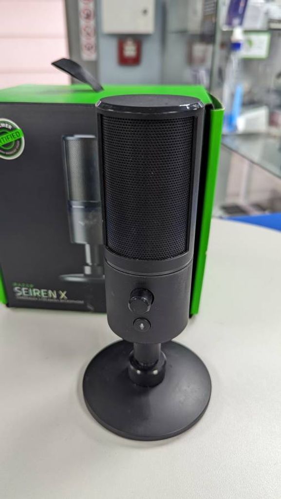 Razer Seiren X PS4 Black/Blue (RZ19-02290200-R3G1)