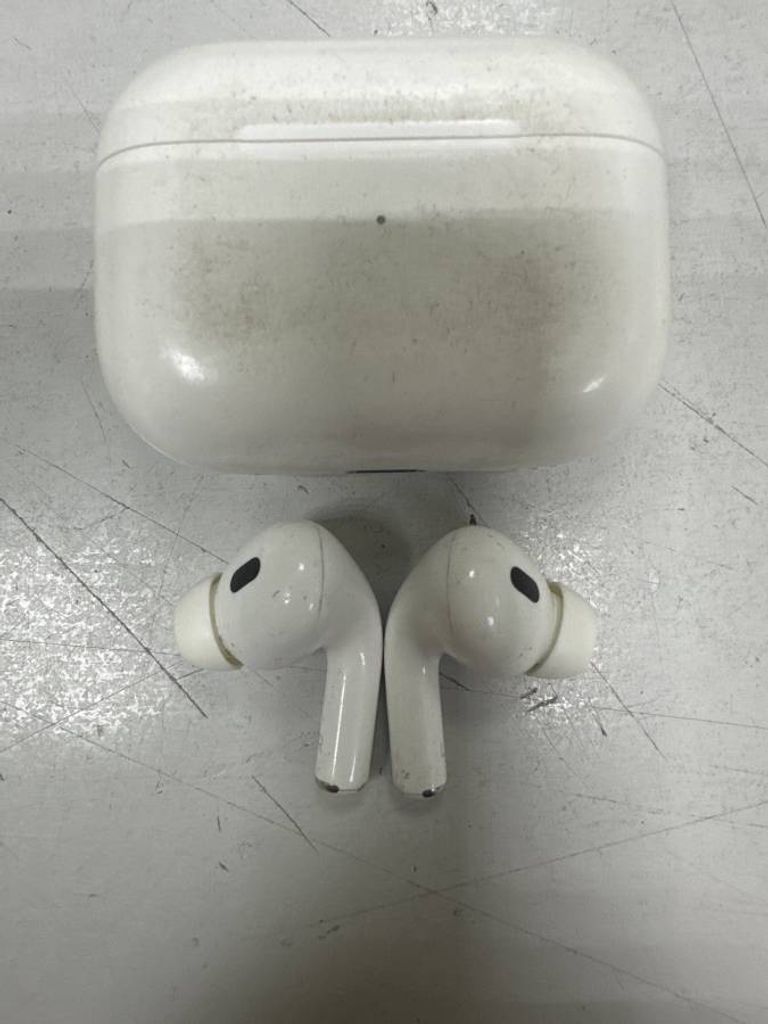 Apple AirPods Pro 2nd generation (MQD83)