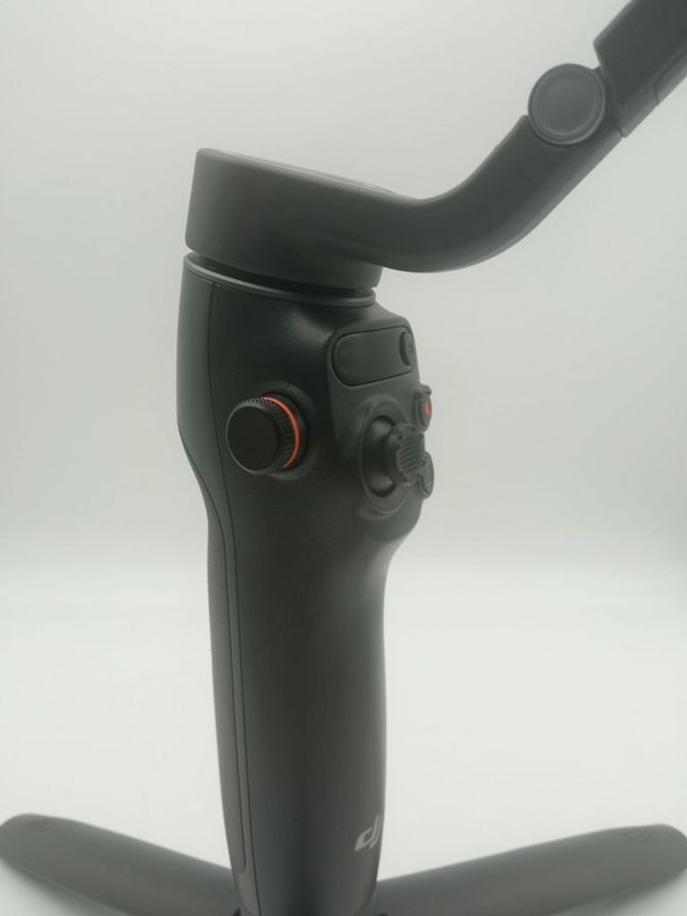 Dji osmo mobile 6 Код:01-200489504. Изображение 5