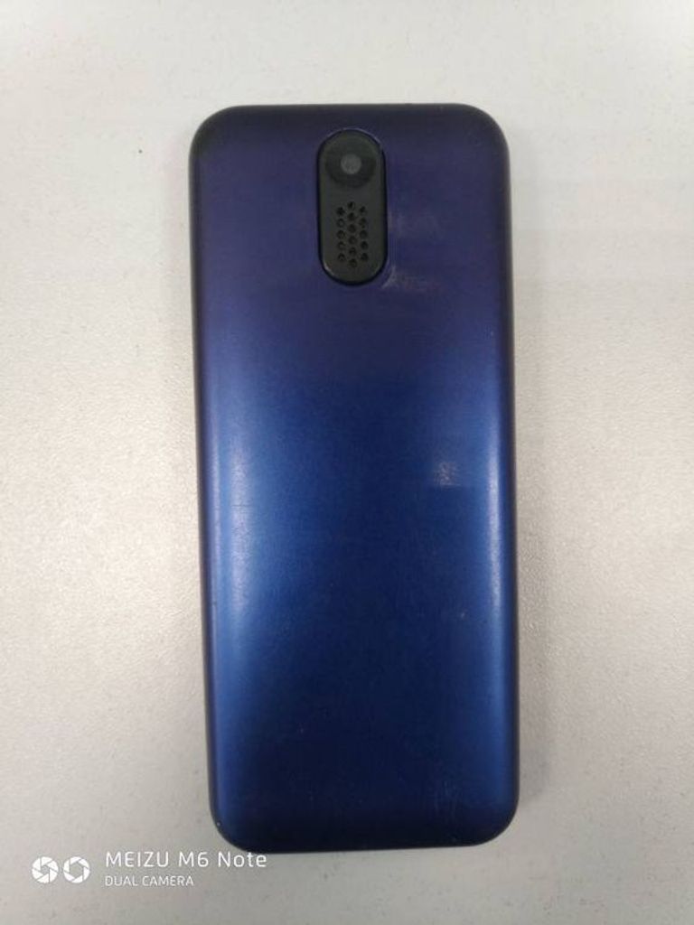 Дешево Nomi i284 Black з ломбарду