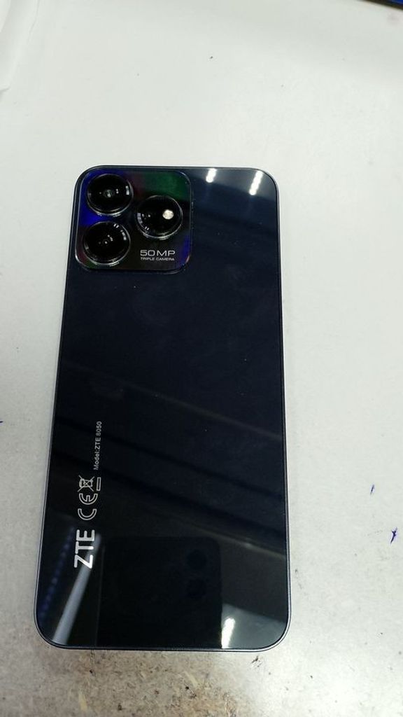Дешево Zte Blade V50 Design 8/128GB Black з ломбарду