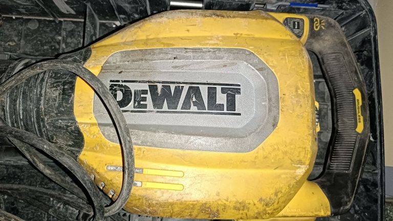 Объявление Dewalt D25911K Б/У