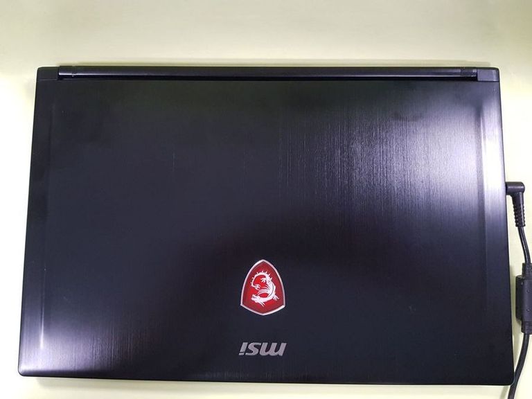 Дешево Msi 15/core i7 7700hq ddr3/16gb ddr4/hdd 1000 gb/ssd 120 gb/geforce gtx1060 6gb з ломбарду